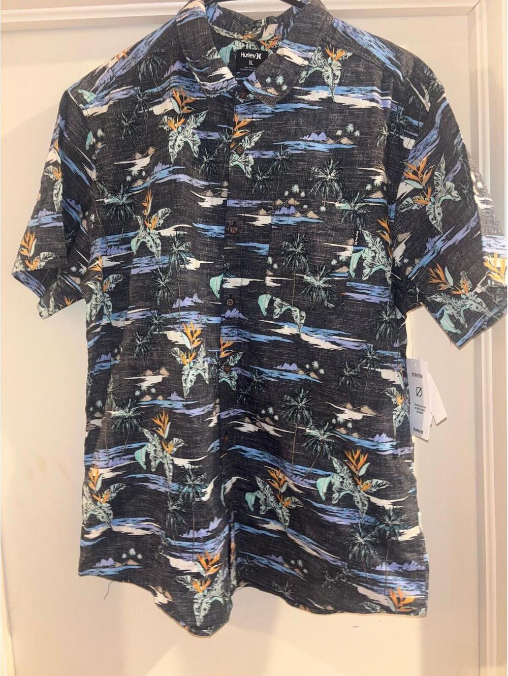 Hurley Hawaiian Button Up Shirt XL Tropical Palm Beach NWT